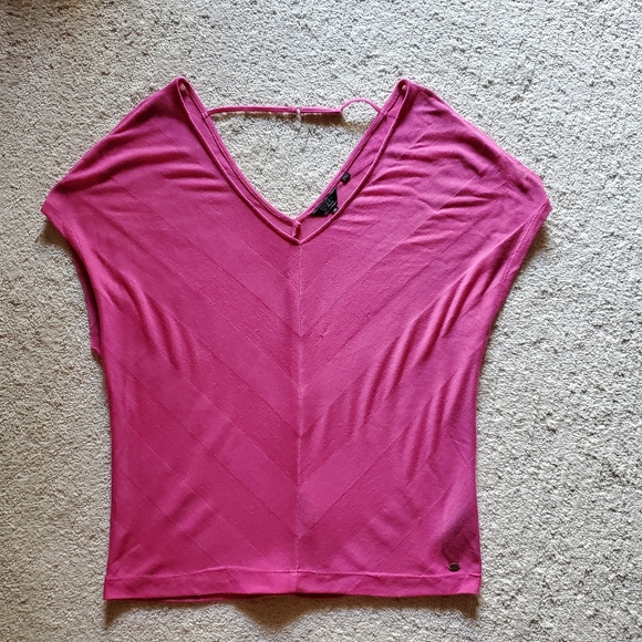 Guess Short Sleeve Blouse - Picture 1 of 4